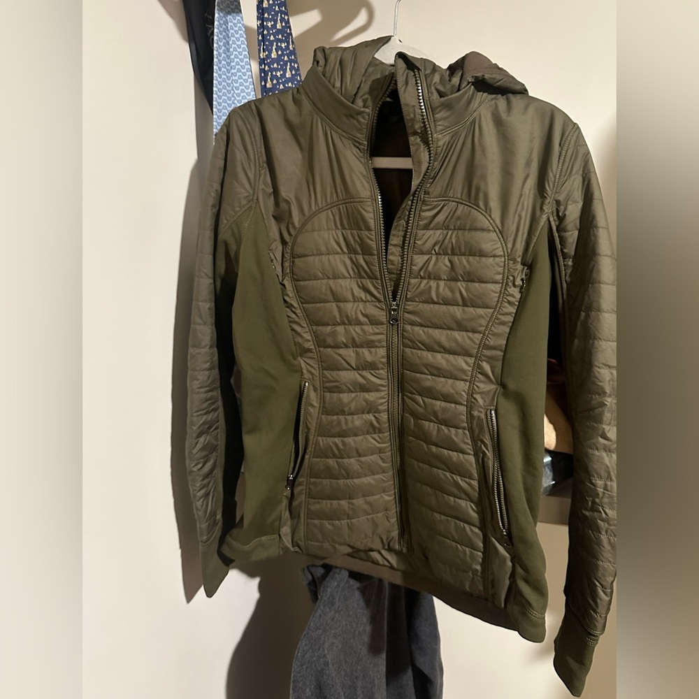Lululemon olive green quilted jacket